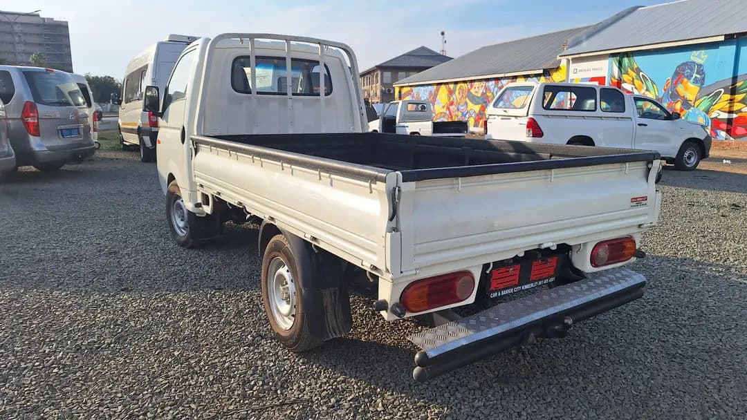 2008 Hyundai H100 White — photo 5