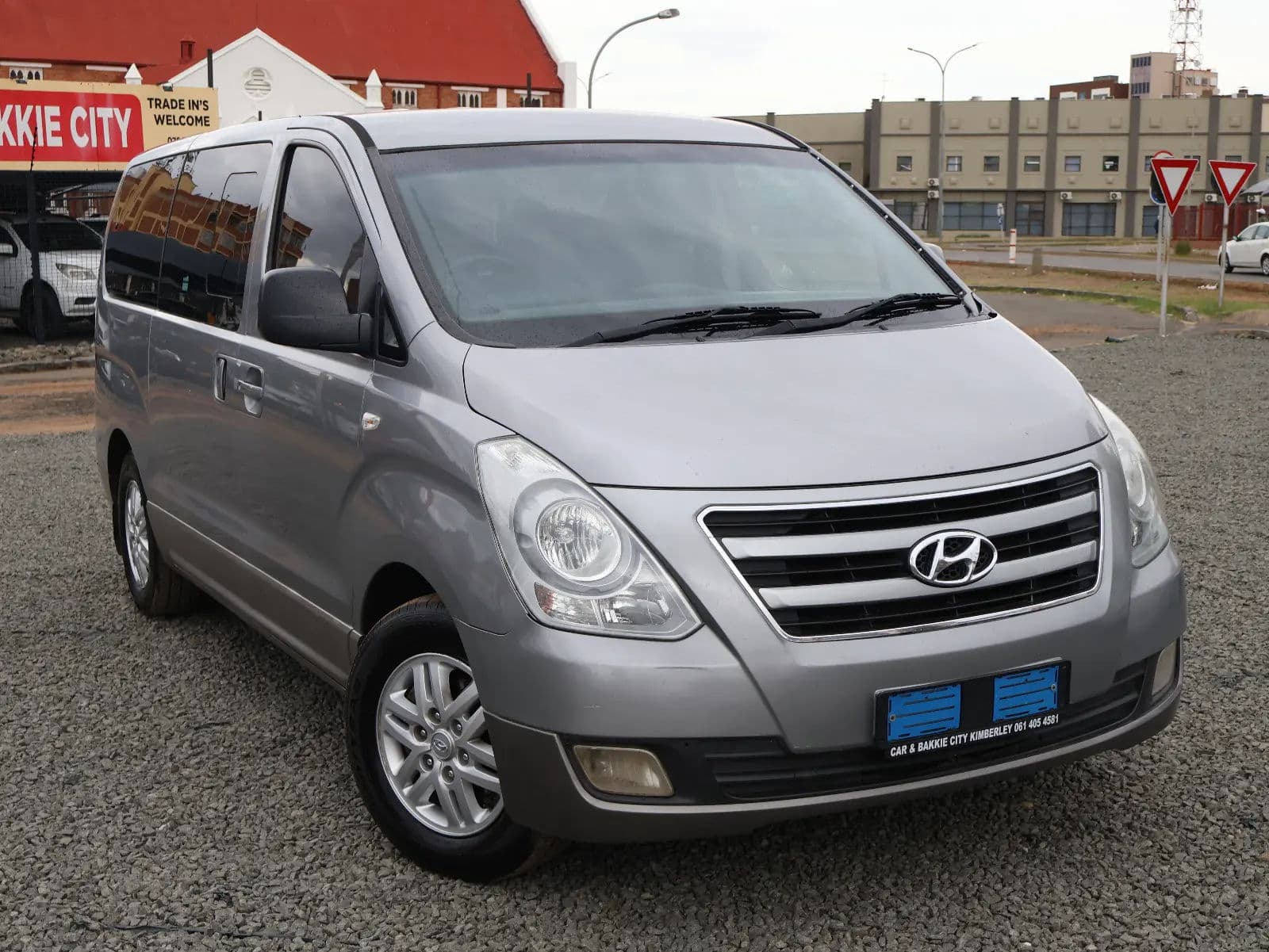 Hyundai H1 Manual — photo 1