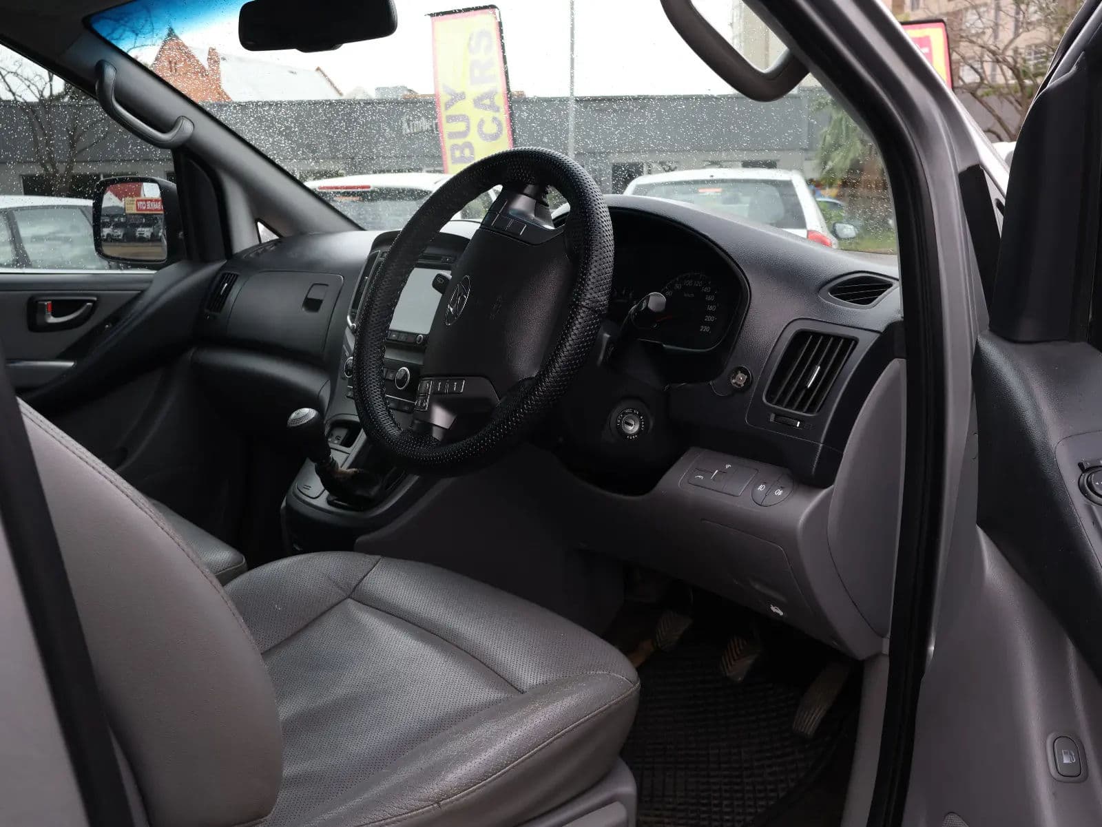 Hyundai H1 Manual — photo 3