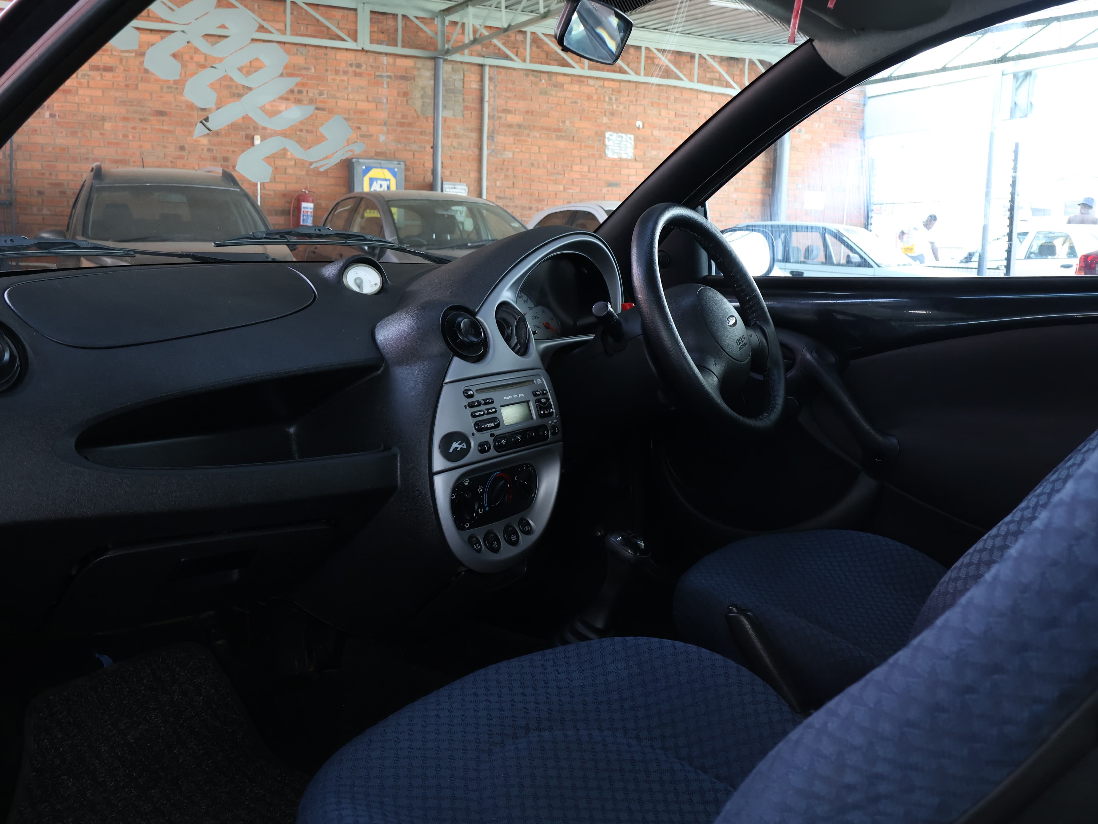2006 Ford KA image 3