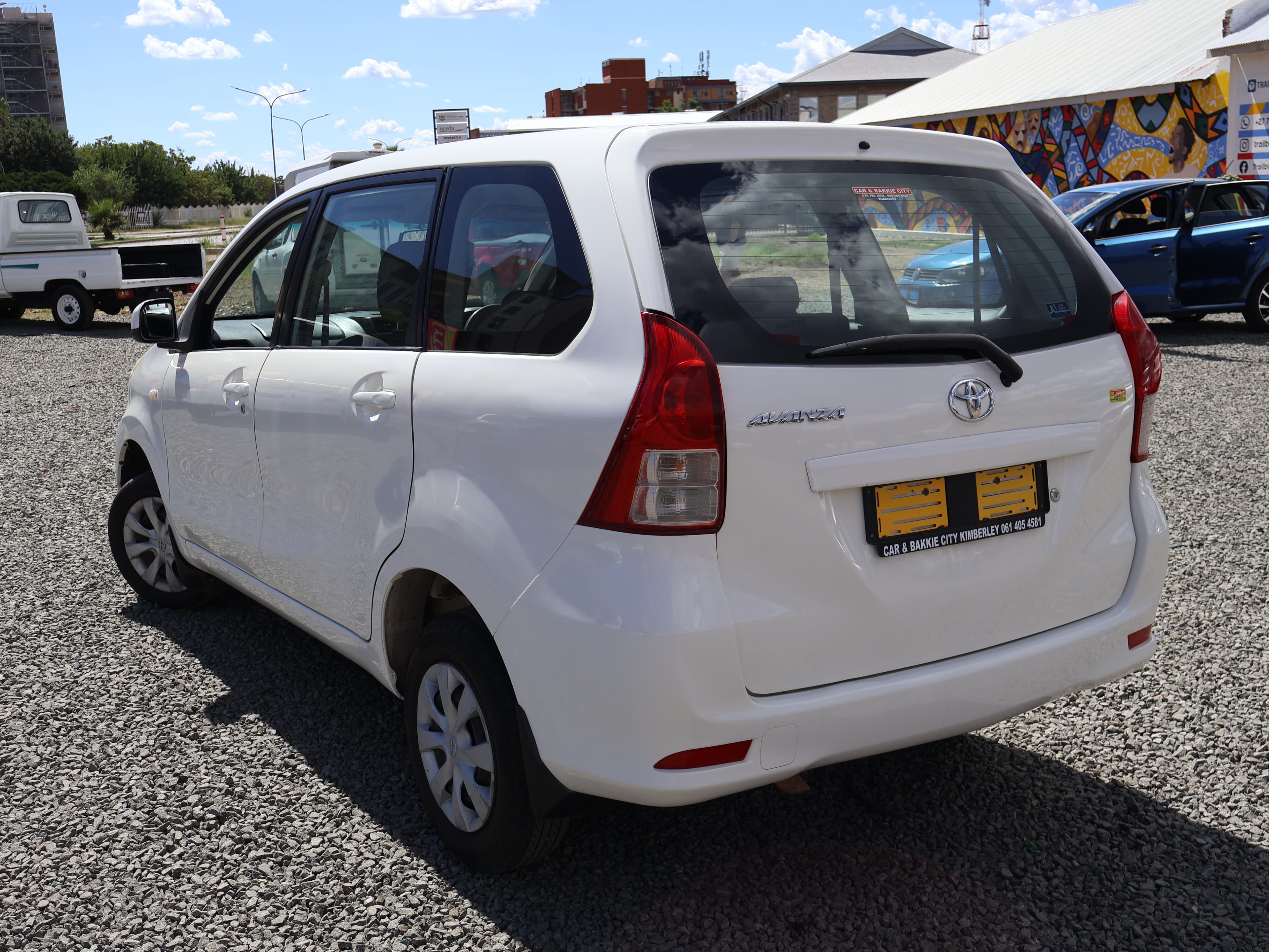 2014 Toyota Avanza image 8