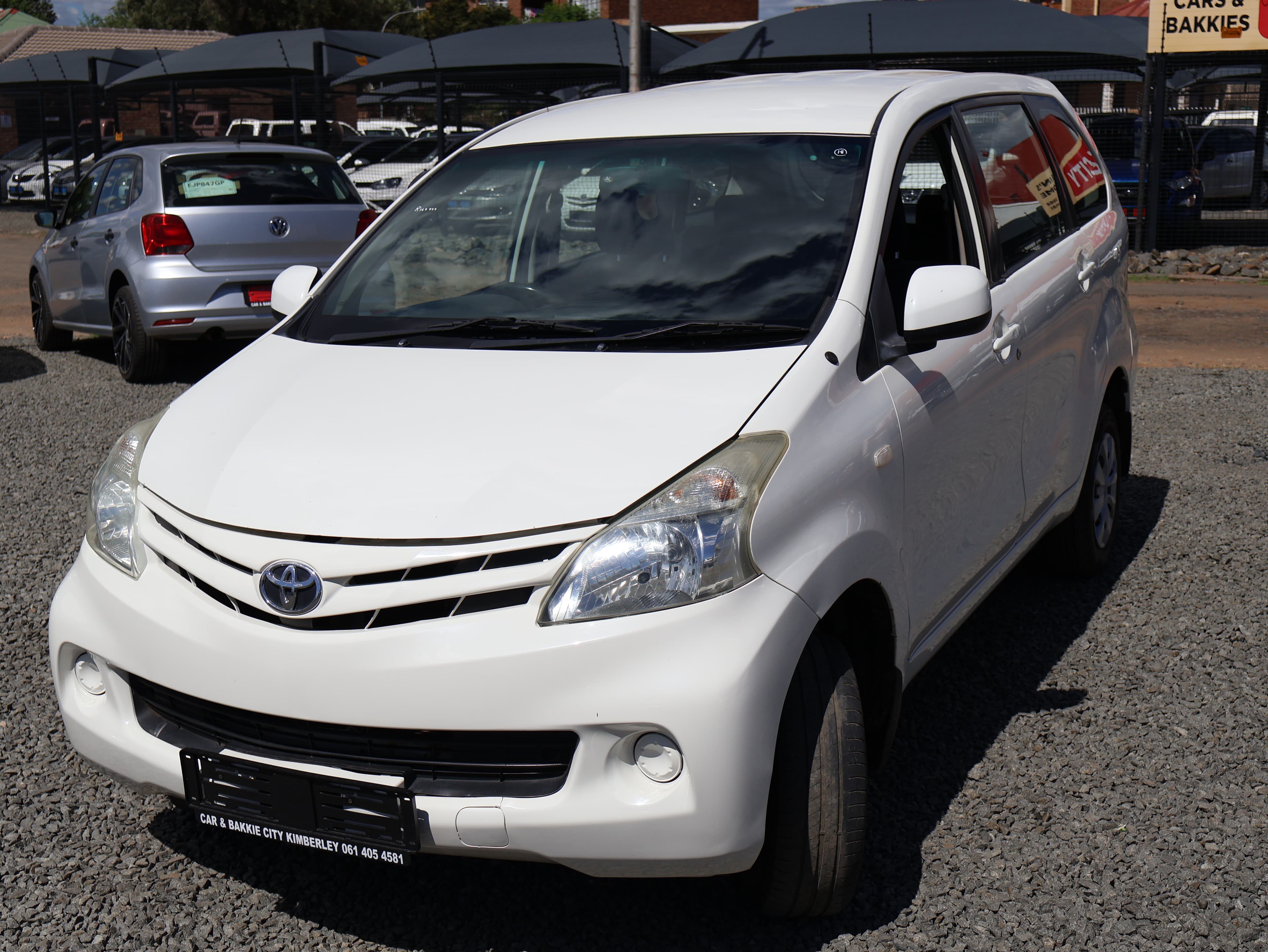 2014 Toyota Avanza image 4