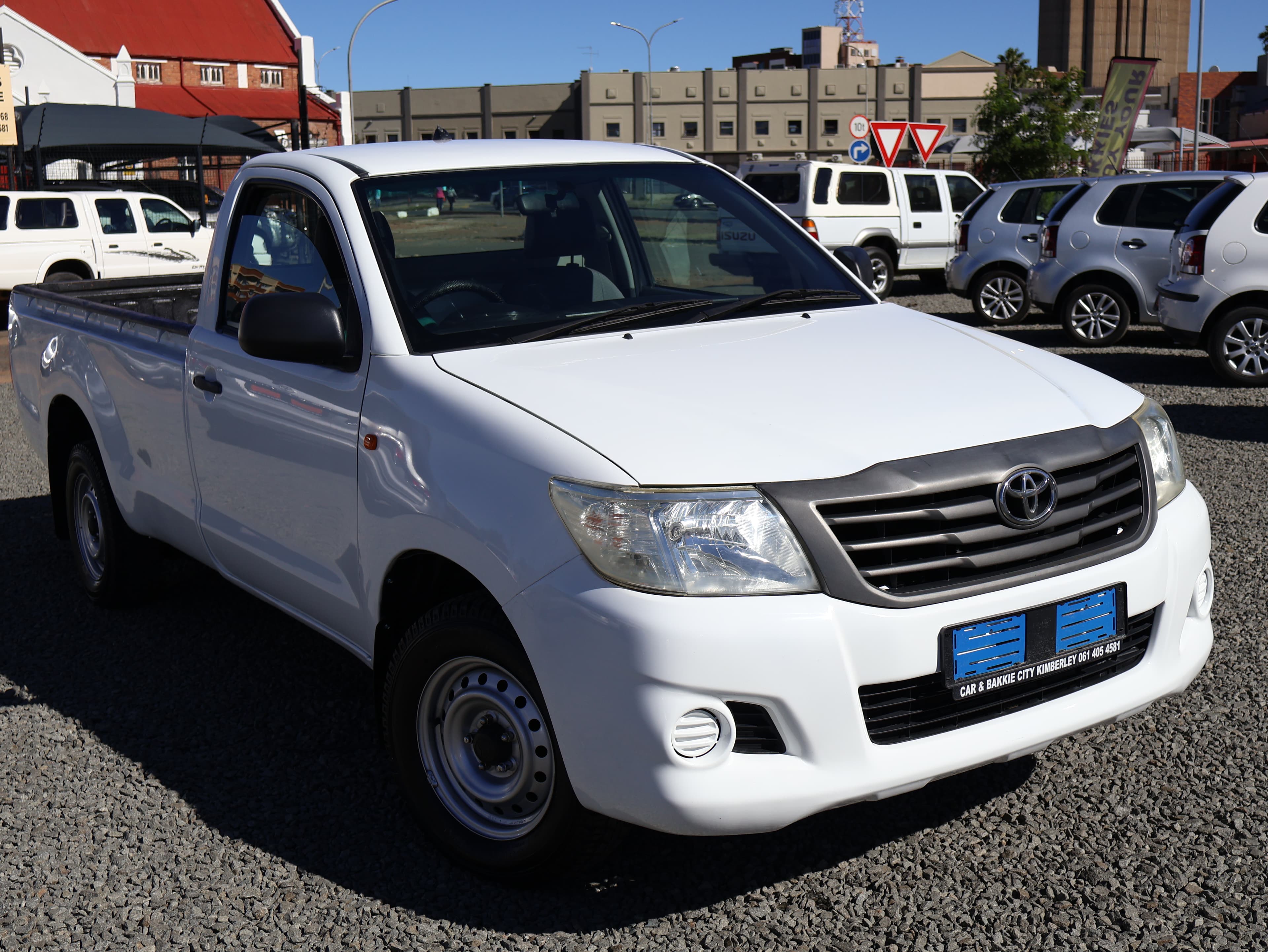 1900 Toyota Hilux image 1