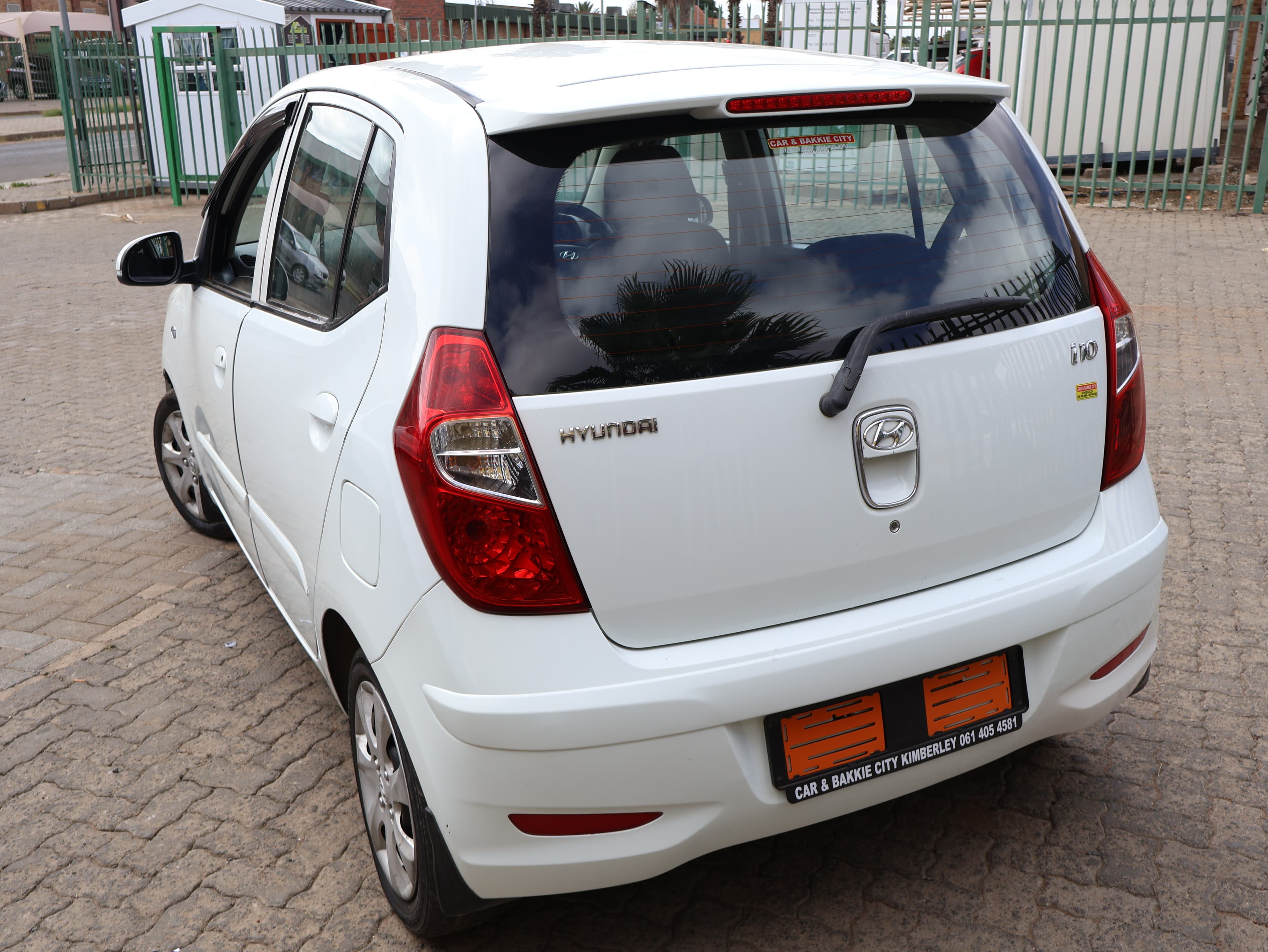 2011 Hyundai i10 image 14