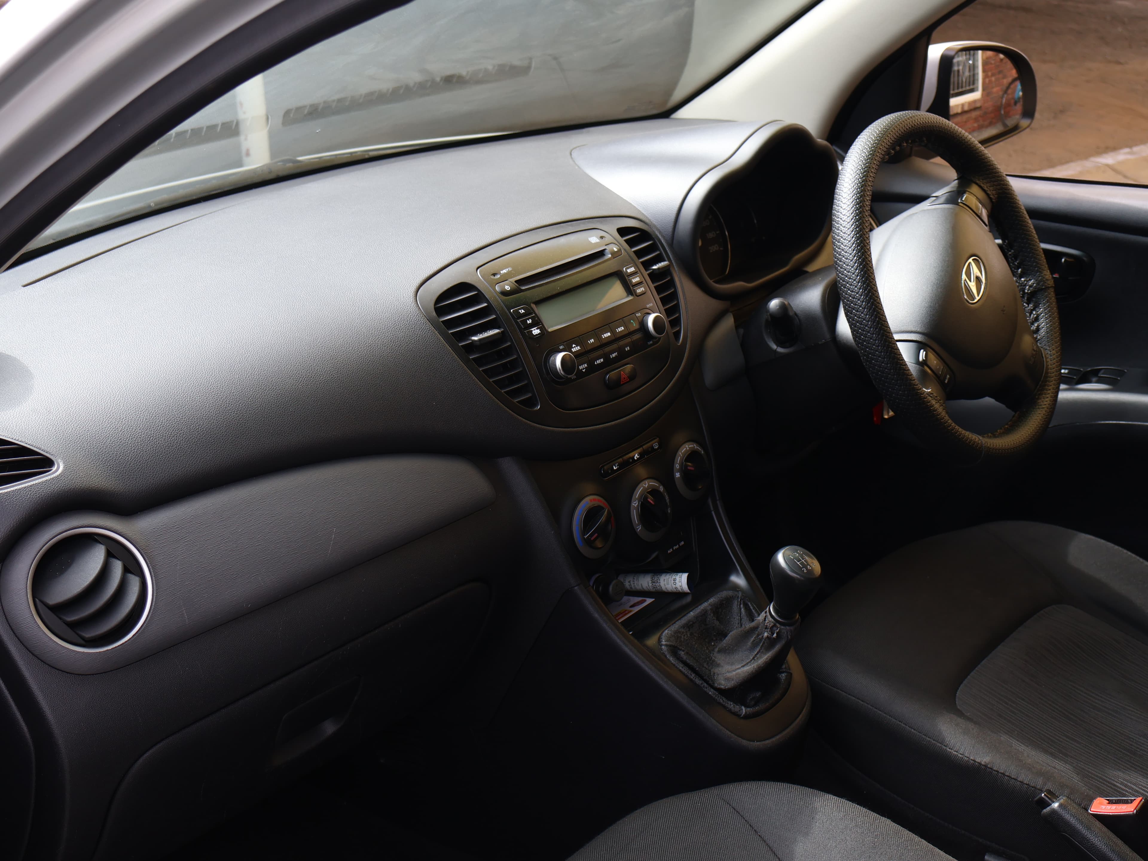 2013 Hyundai i10 image 5